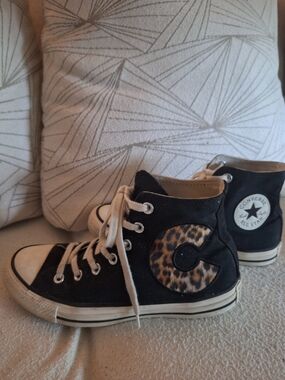 Converse Unisex Black High-Top with Leopard 'C' Accent Size 5.5 Mens Or Wom 7.5